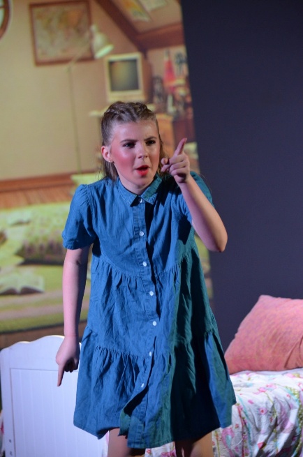 Lennie performing as Matilda