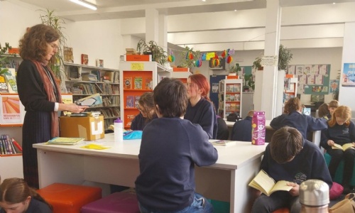 Hope Valley students reading in the library